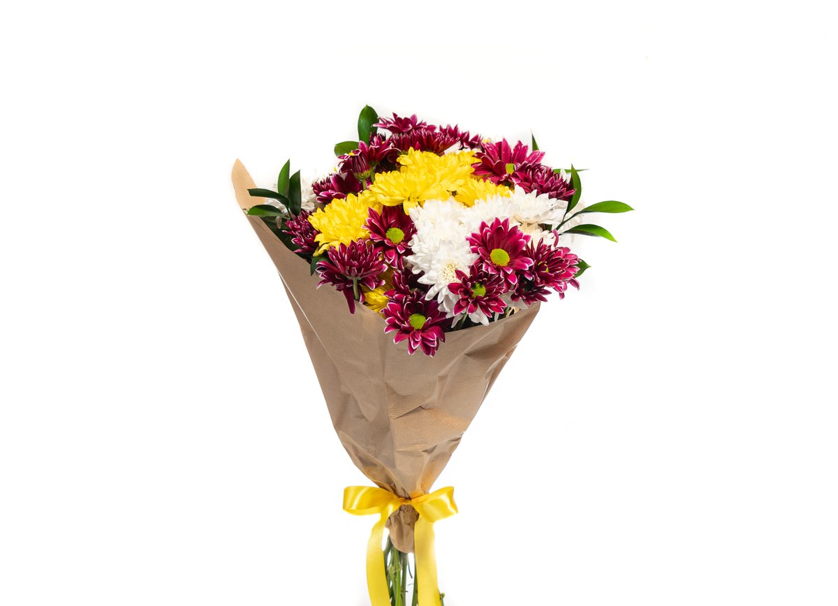 Chrysanthemum Bouquet — Basta Flowers, Limassol